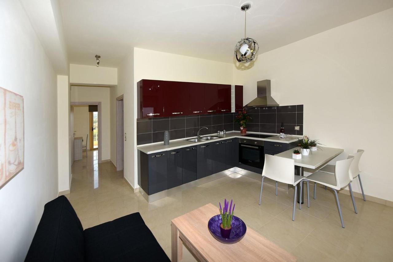 Stelia Luxury Apartments Kalavárda Exterior foto